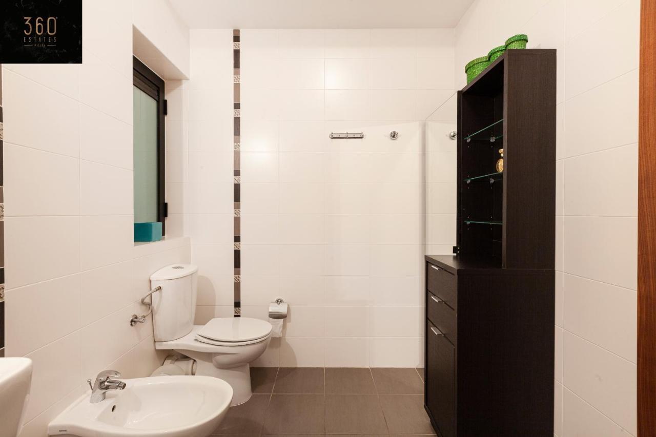 Pender Lux Complex - 3Br Unit With Private Parking By 360 Estates Apartamento St. Julian's Exterior foto